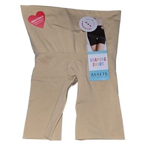 Womens Assets By Spanx Shaping Shorts, Size Large, NWT!!!